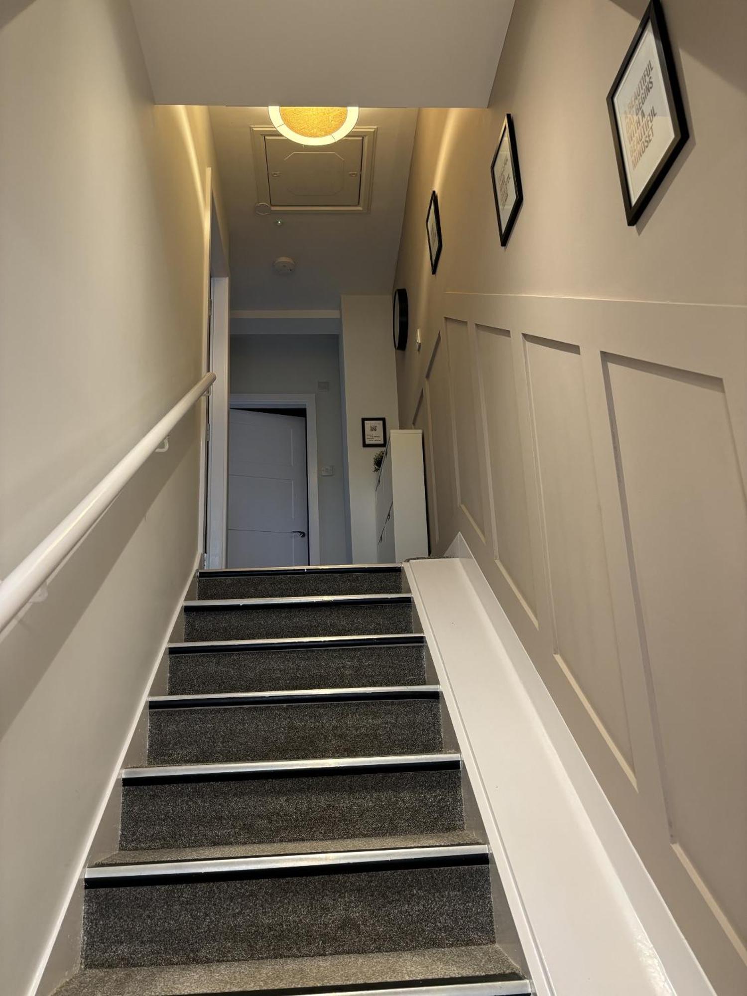 The Hive Apartment Marple 외부 사진
